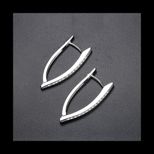 Minimalist Drop Earrings